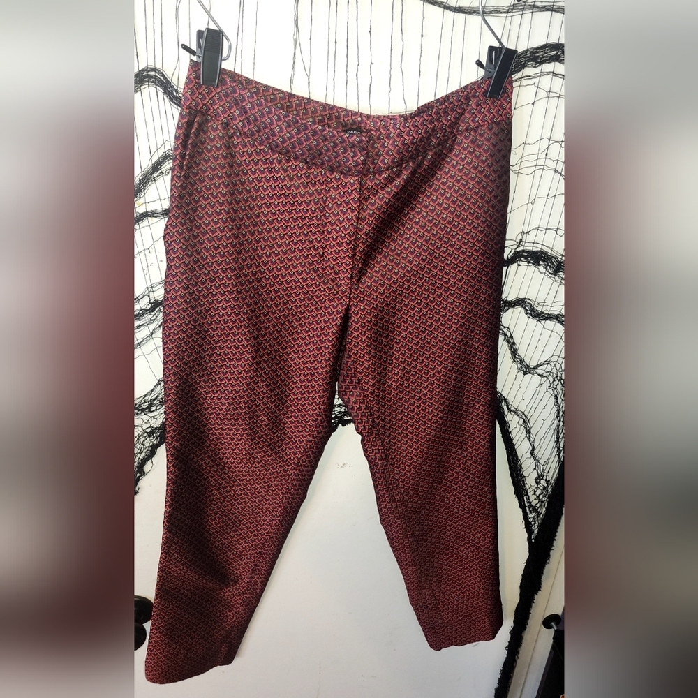 ✨️Mario Serrani Red and Black Geometric Pants✨️ - Picture 2 of 4